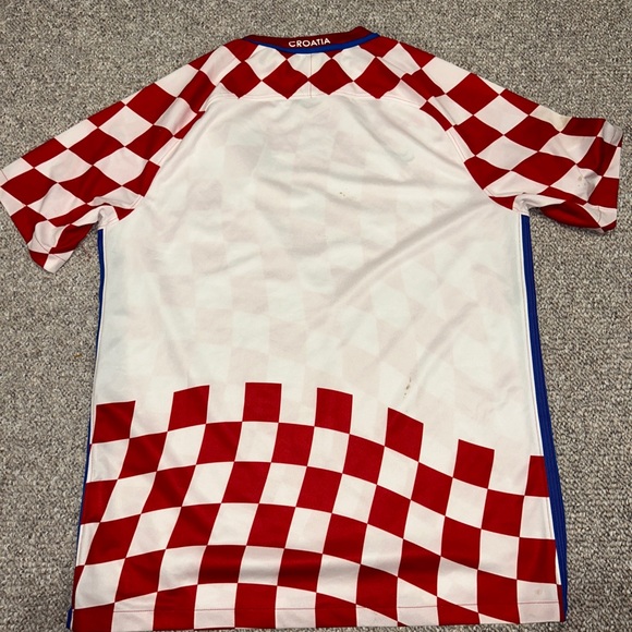 Croatia Nike Home Jersey - Picture 2 of 2